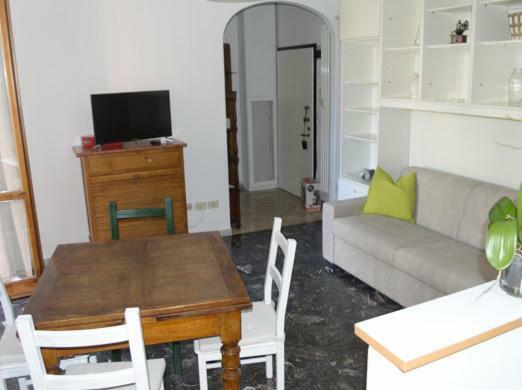 A Casa Di Giancarla Apartment Bologna Bagian luar foto