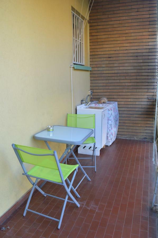 A Casa Di Giancarla Apartment Bologna Bagian luar foto