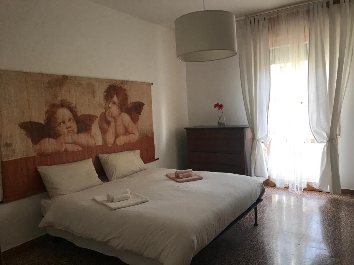 A Casa Di Giancarla Apartment Bologna Bagian luar foto