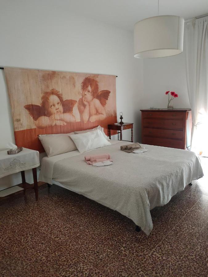 A Casa Di Giancarla Apartment Bologna Bagian luar foto